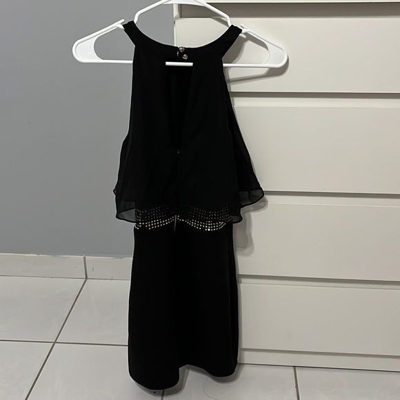 Black dress - Picture 2 of 3